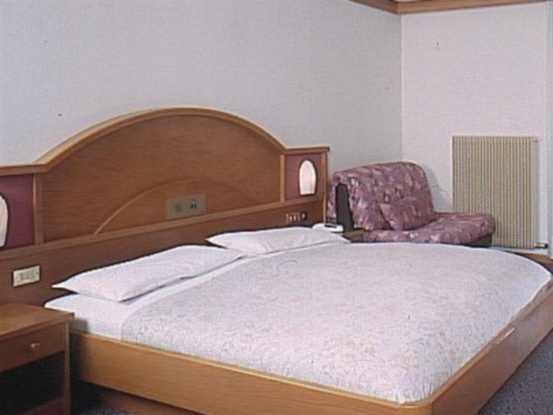 Hotel St. Raphael Madonna Zewnętrze zdjęcie