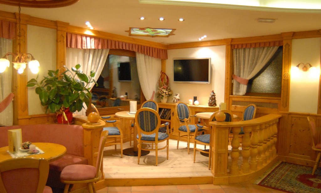 Hotel St. Raphael Madonna Zewnętrze zdjęcie
