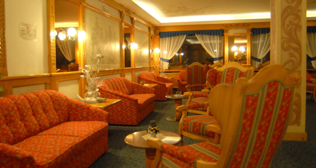 Hotel St. Raphael Madonna Zewnętrze zdjęcie