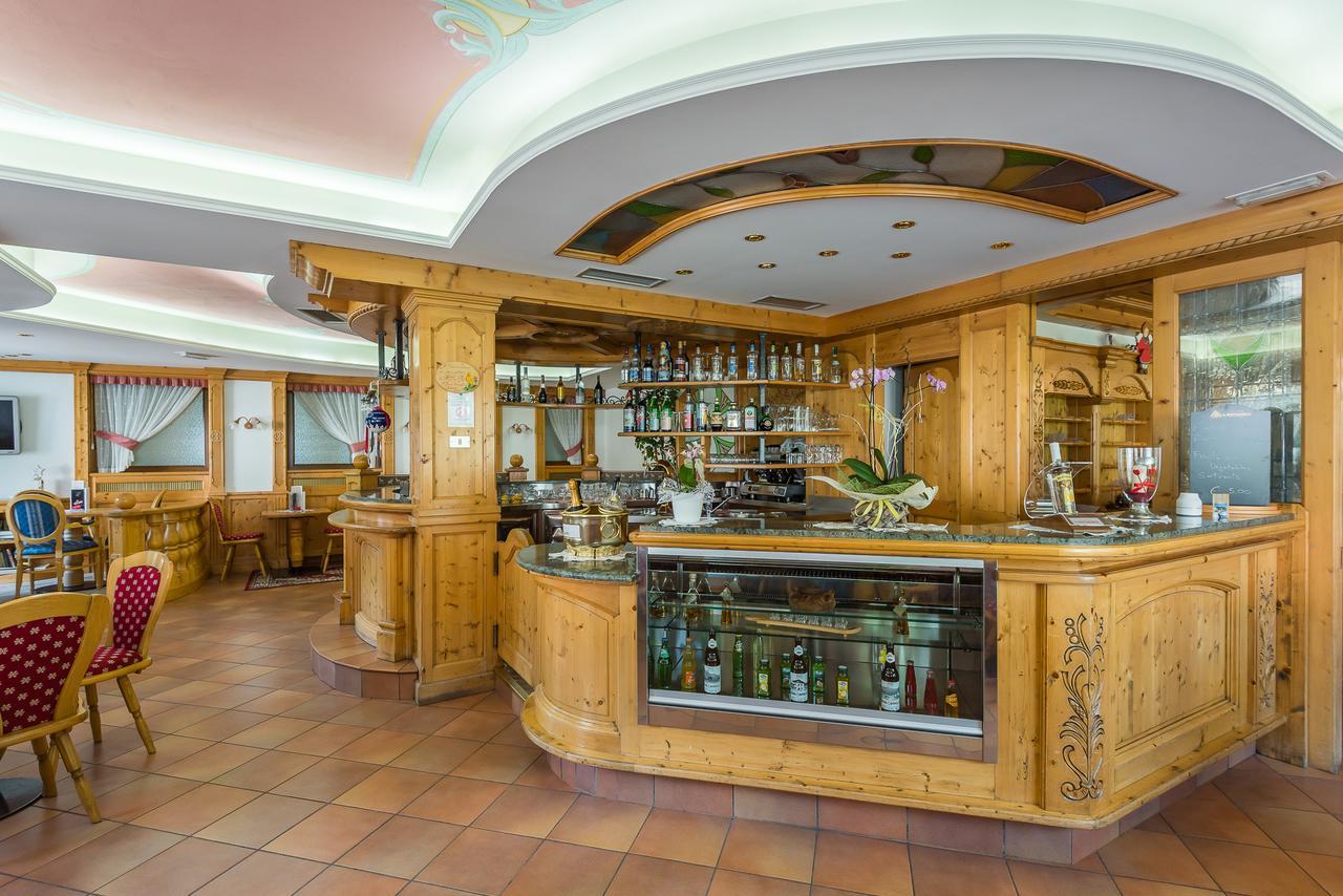 Hotel St. Raphael Madonna Zewnętrze zdjęcie