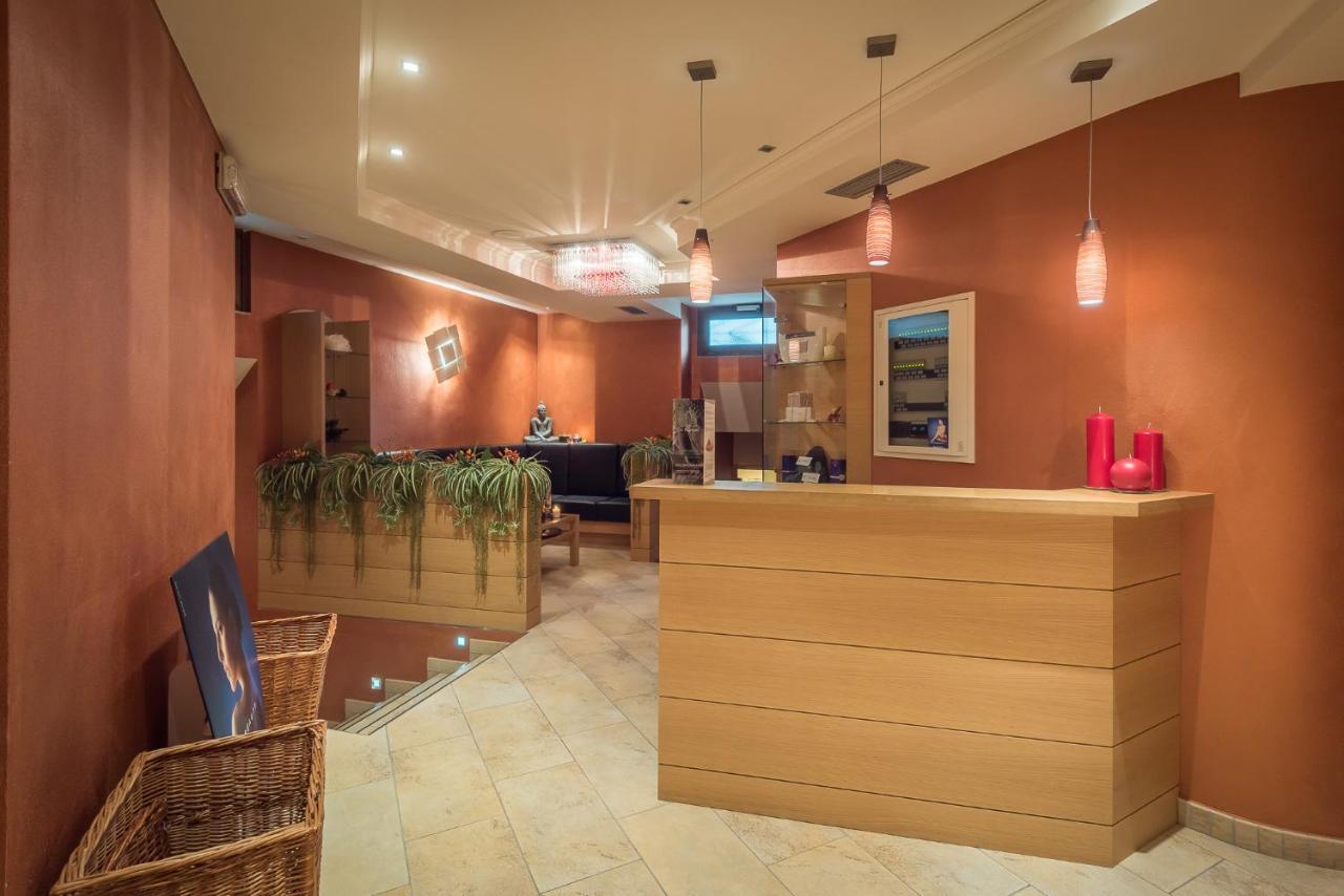 Hotel St. Raphael Madonna Zewnętrze zdjęcie